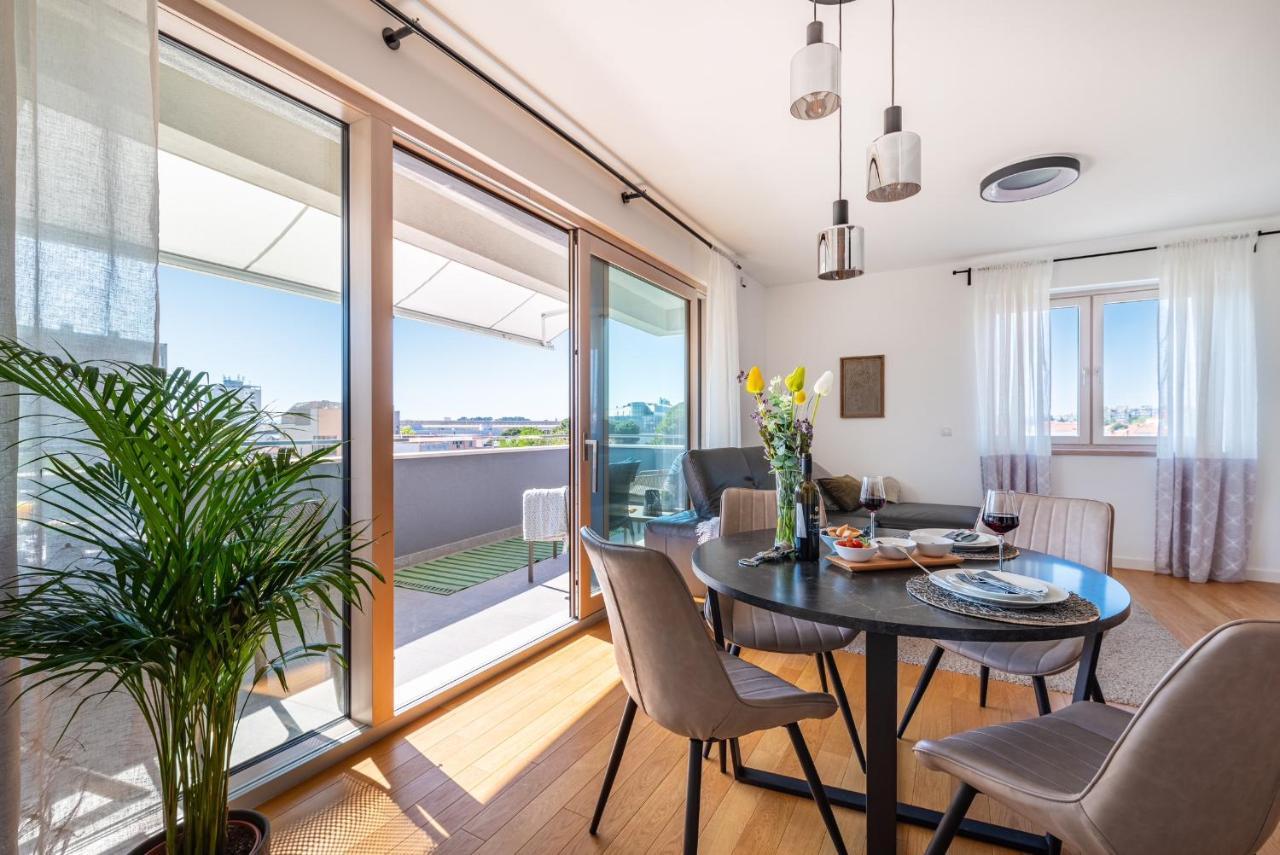 D-Apartment - With Garage And Balcony Ζαντάρ Εξωτερικό φωτογραφία