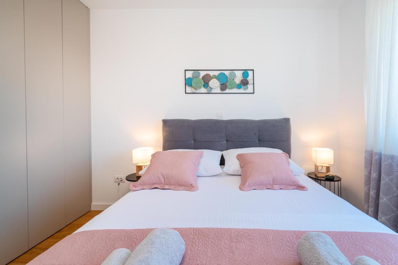 D-Apartment - With Garage And Balcony Ζαντάρ Εξωτερικό φωτογραφία