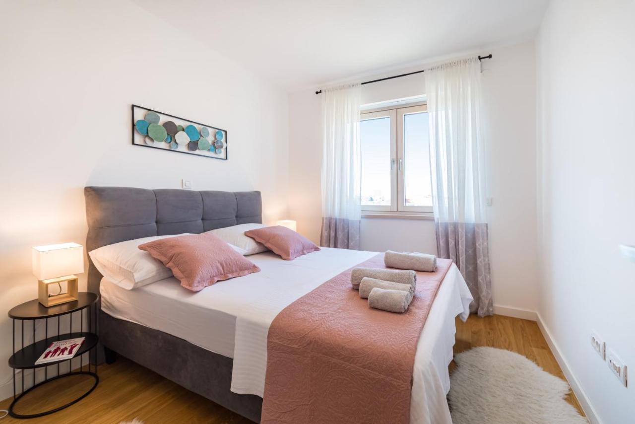D-Apartment - With Garage And Balcony Ζαντάρ Εξωτερικό φωτογραφία