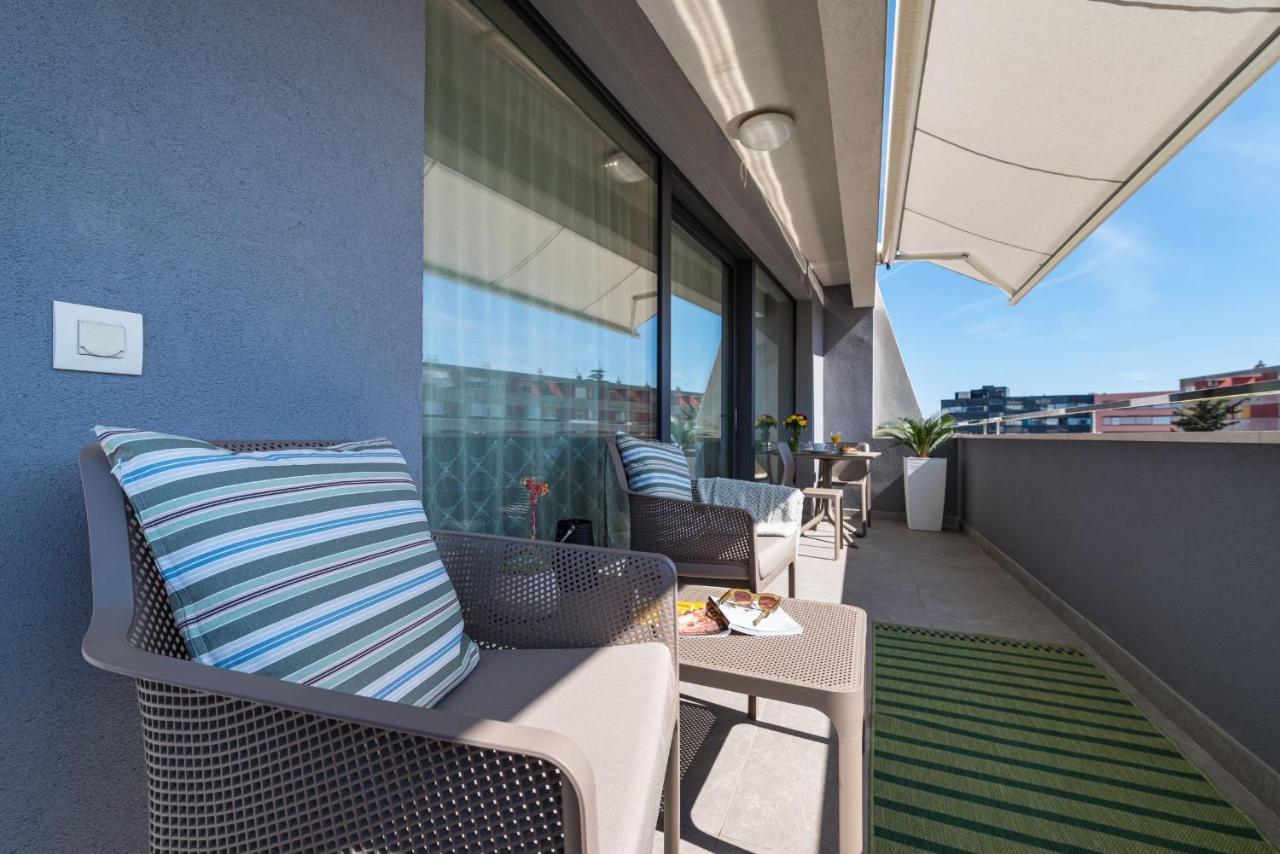 D-Apartment - With Garage And Balcony Ζαντάρ Εξωτερικό φωτογραφία