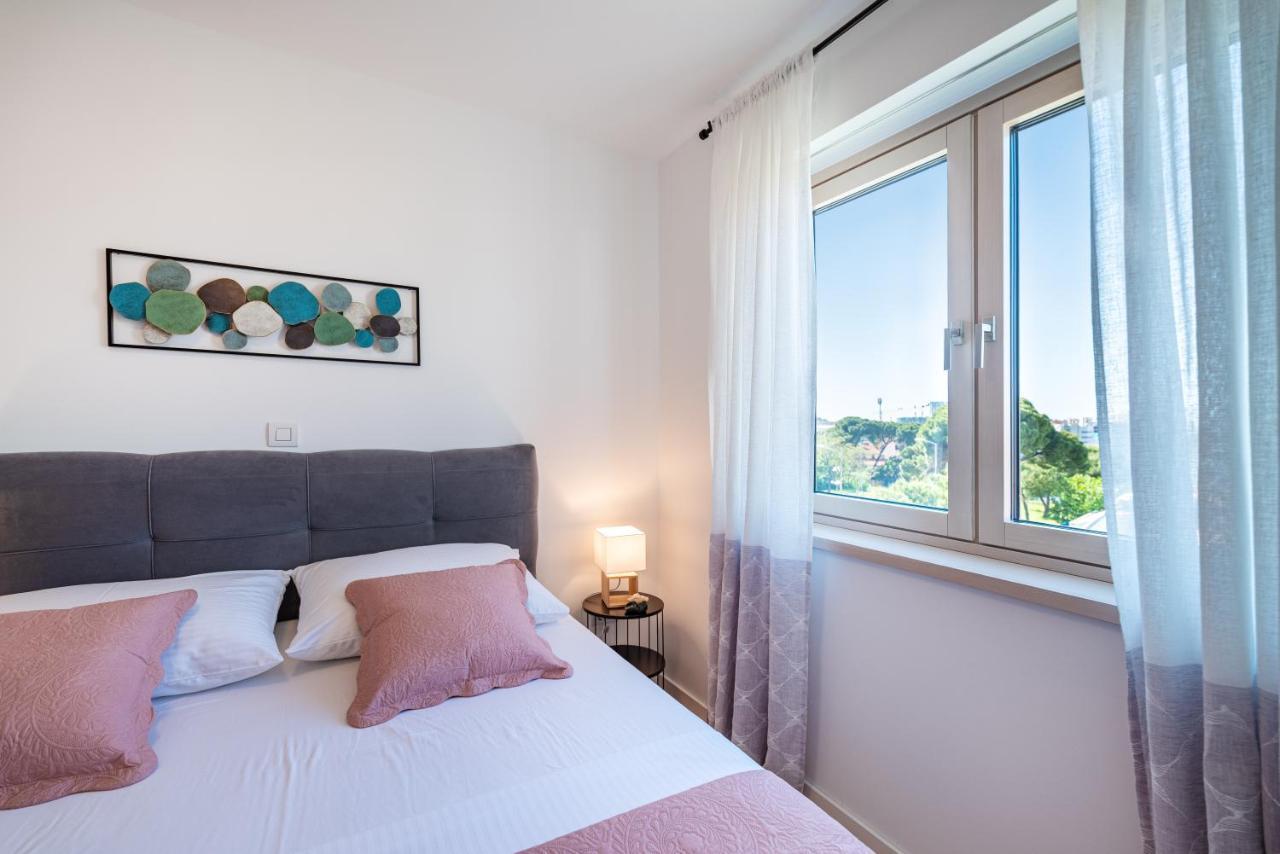 D-Apartment - With Garage And Balcony Ζαντάρ Εξωτερικό φωτογραφία