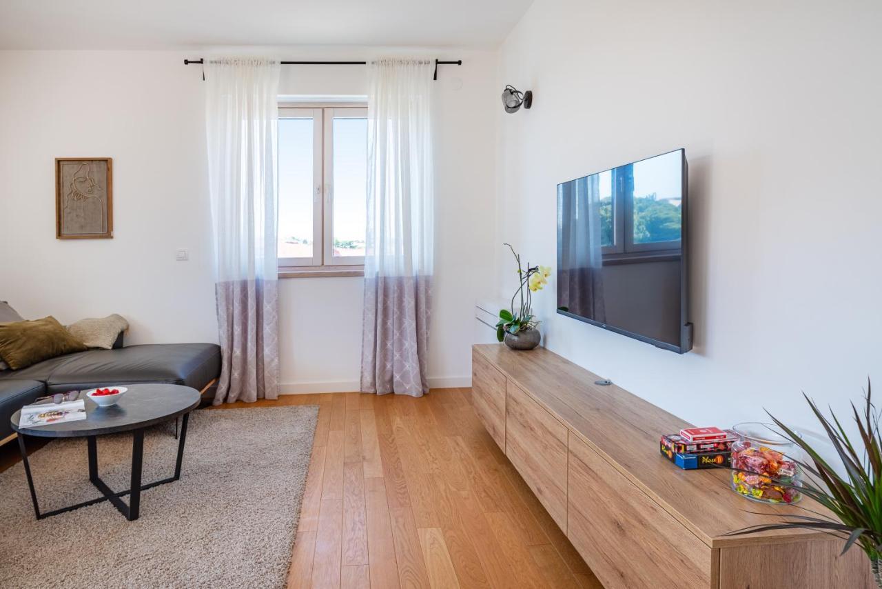 D-Apartment - With Garage And Balcony Ζαντάρ Εξωτερικό φωτογραφία